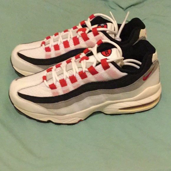 NIB Brand NEW Air Max ‘95 in Size 9 - Picture 2 of 4